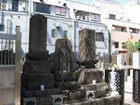 金蔵寺無縁塔