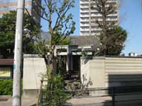 隻人稲荷神社拝殿