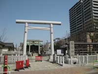胡録神社参道