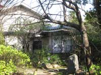 本行寺境内