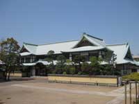 善養寺影向殿