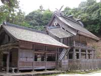 神魂神社拝殿右から