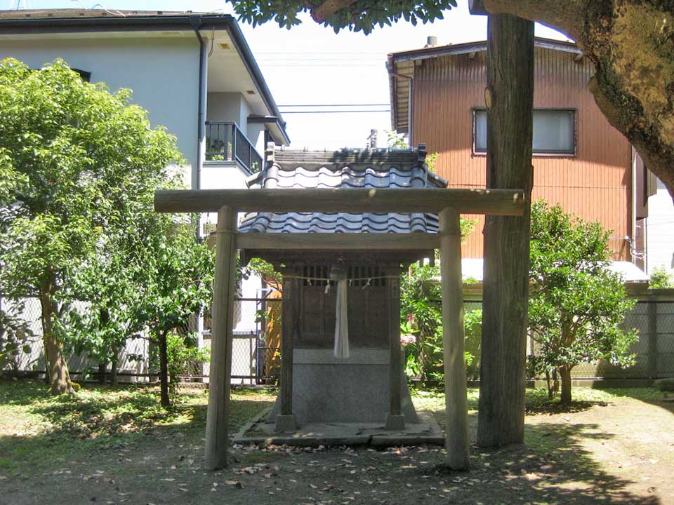 巽神社拝殿