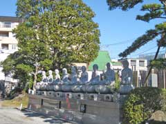 九品寺六地蔵