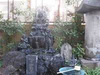 雲光院水かけ不動尊