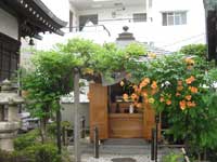 円乗院閻魔堂