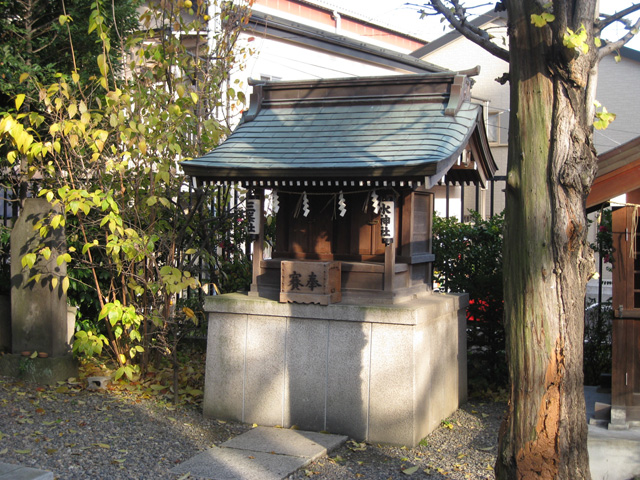 長浦神社神楽殿