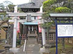 法恩寺境内と三重塔