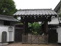 洞雲寺山門