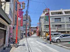 西新井大師総持寺山門