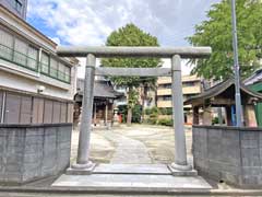 足立氷川神社鳥居