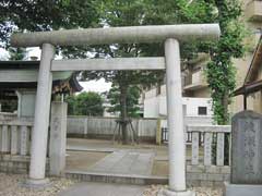 綾瀬神社鳥居