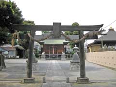 堀之内氷川神社鳥居