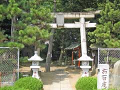 入谷氷川神社鳥居