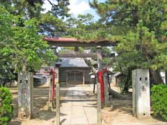 古千谷氷川神社鳥居