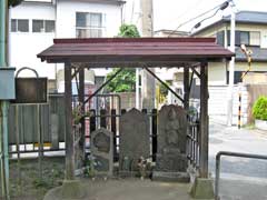 本木胡録神社庚申塔