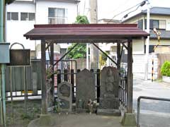 本木胡録神社庚申塔