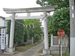 六木諏訪神社鳥居