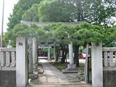 六月八幡神社鳥居