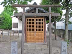 境内社伏見稲荷神社