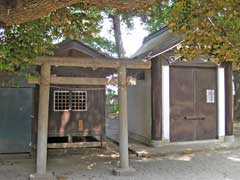 舎人氷川神社多賀神社