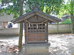 舎人氷川神社稲荷神社