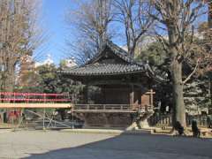 根津神社神楽殿