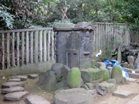 根津神社境内庚申塔