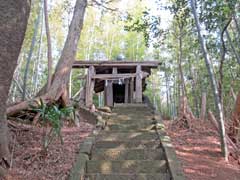 中峠水神社鳥居