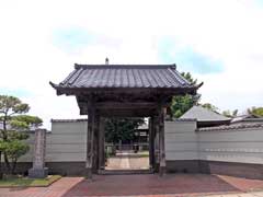 本満寺山門