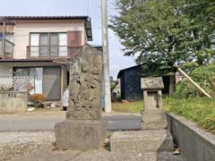 神明社境内庚申塔と石祠