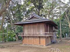 三代王神社神楽殿