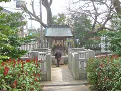 境内社厳島神社