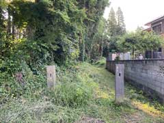 大草町八幡神社参道