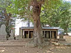 神保須賀神社境内石祠石仏など