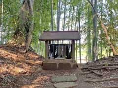 小室八幡神社境内社稲荷