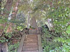 八王子神社境内社仙元神社