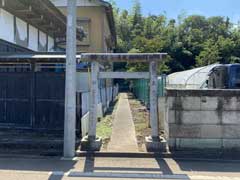 鈴身町大六天神社鳥居