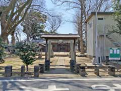 諏訪稲荷合殿神社鳥居