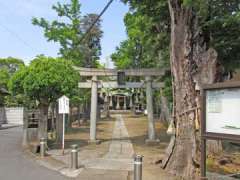 若宮八幡神社鳥居