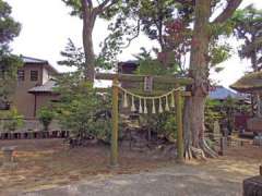 若宮八幡神社境内社