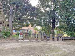 福増白山神社境内馬頭観音・石祠等