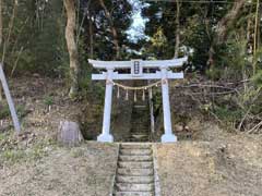 諏訪神社鳥居