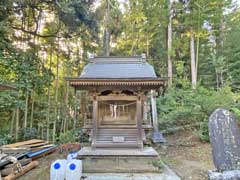 山倉春日神社境内社