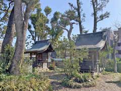 飯香岡八幡宮境内社