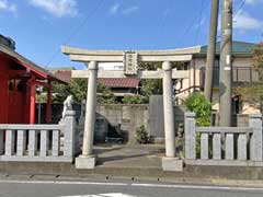 八幡宿稲荷神社鳥居