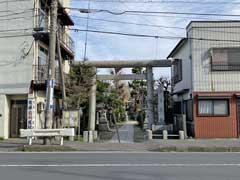 市川春日神社鳥居