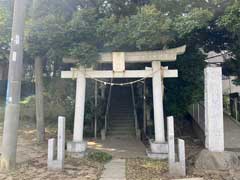 下貝塚春日神社鳥居