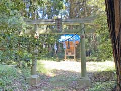 萩原鳥見神社境内社子安神社