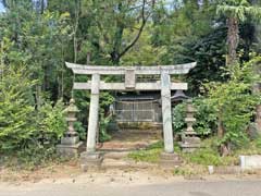 和泉鳥見神社鳥居